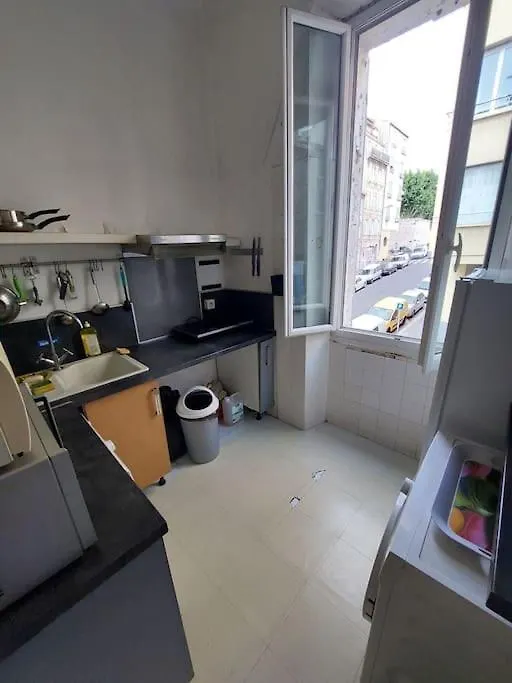 Appartement Renove Proche De La Gare St Charles Marseille Apartman